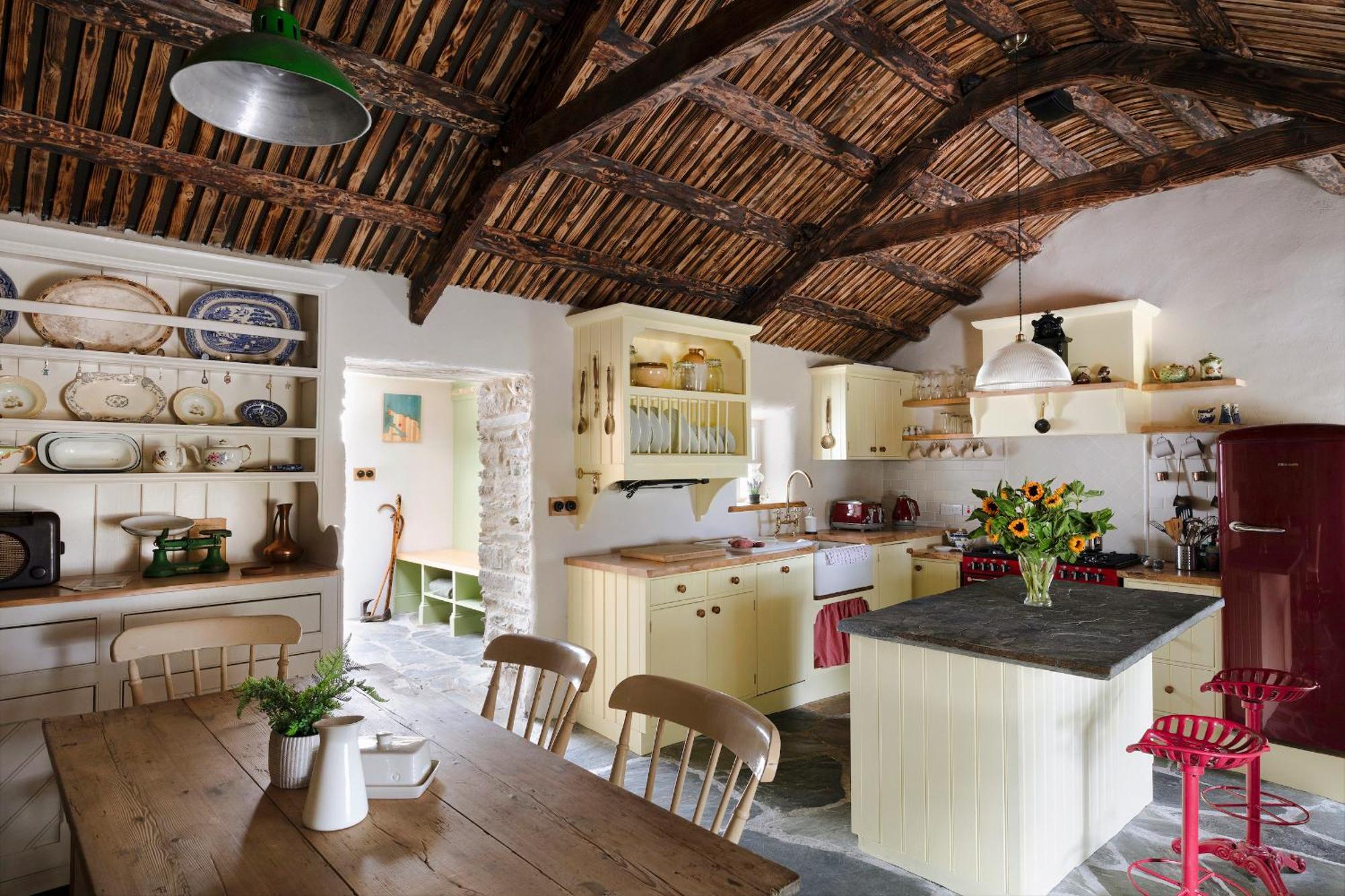 Secluded Thatched Cottage, Near Beaches & Hill Walking Rashenny Dış mekan fotoğraf